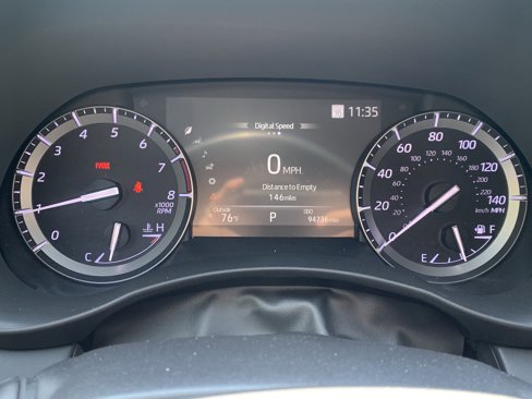 Used 2020 Toyota Highlander XLE image 23