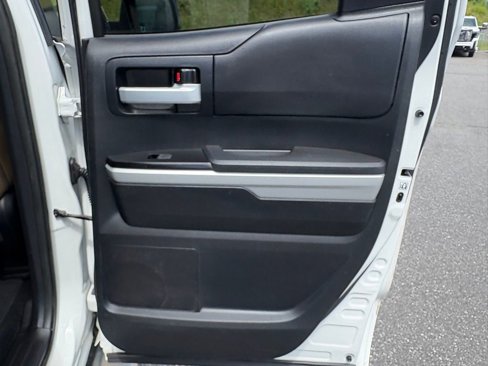 Used 2017 Toyota Tundra SR5 image 43