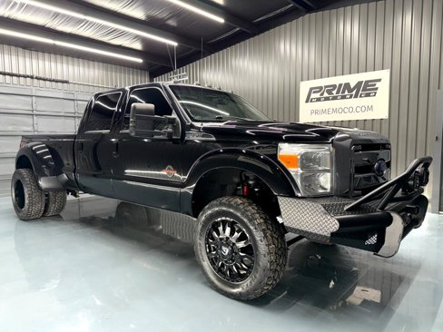 Used 2016 Ford F350 Lariat w/ Lariat Interior Package image 2