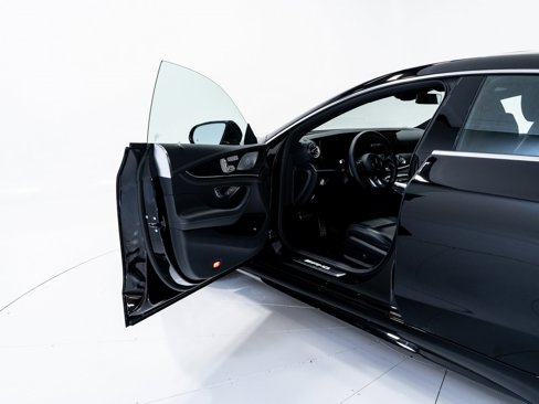 Used 2023 Mercedes-Benz AMG GT 63 w/ Driver Assistance Package image 9