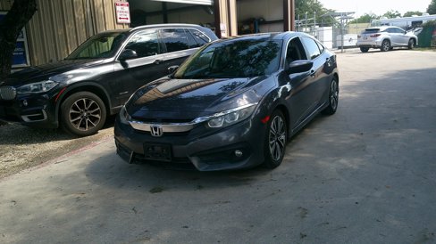 Used 2017 Honda Civic EX-T image 3