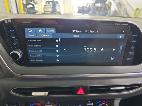 Used 2020 Hyundai Sonata Limited w/ Preferred Accessory Package image 19