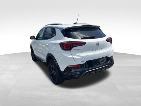 Used 2024 Buick Encore GX Sport Touring image 8