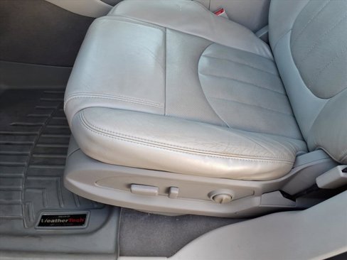 Used 2016 Buick Enclave Leather image 17