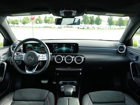 Certified 2022 Mercedes-Benz A 220 4MATIC image 19