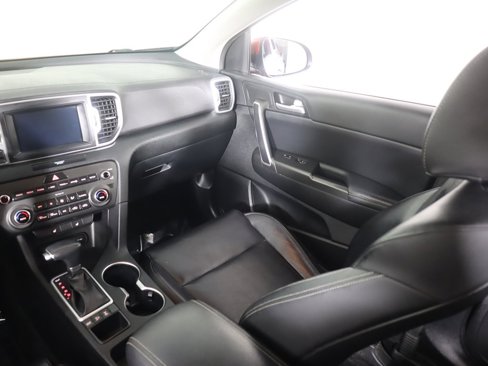 Used 2017 Kia Sportage EX image 32