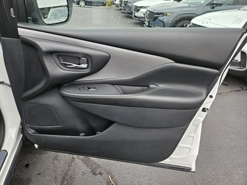Used 2019 Nissan Murano Platinum image 9