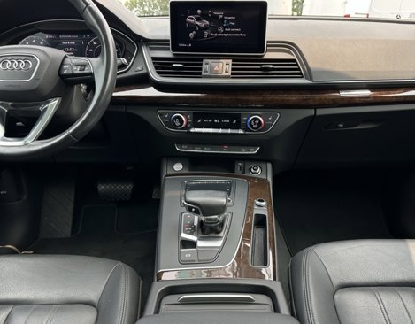 Used 2019 Audi Q5 2.0T Premium Plus w/ Premium Plus Package image 11