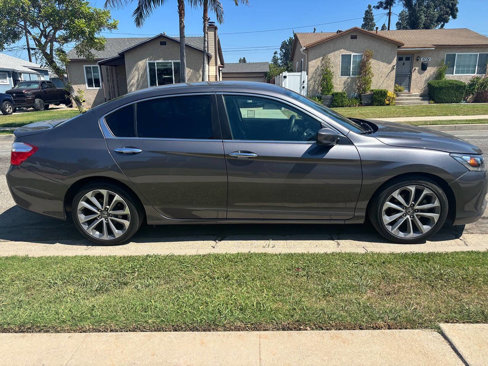 Used 2015 Honda Accord Sport image 4