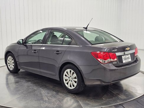 Used 2011 Chevrolet Cruze LS w/ Connectivity Package image 28