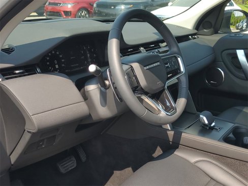 Used 2024 Land Rover Discovery Sport S image 8