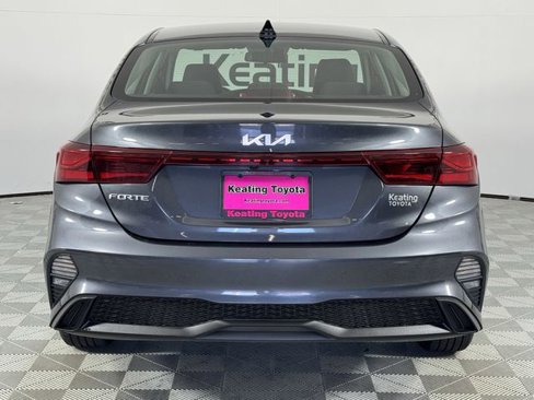 Used 2023 Kia Forte LXS image 7
