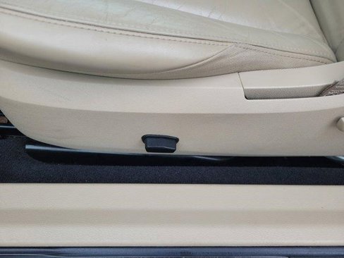 Used 2013 Chrysler 200 Limited image 27
