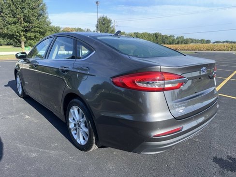 Used 2019 Ford Fusion SE image 6