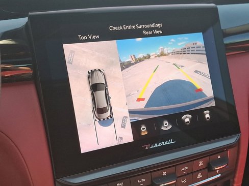 Used 2022 Maserati Quattroporte Modena Q4 image 20