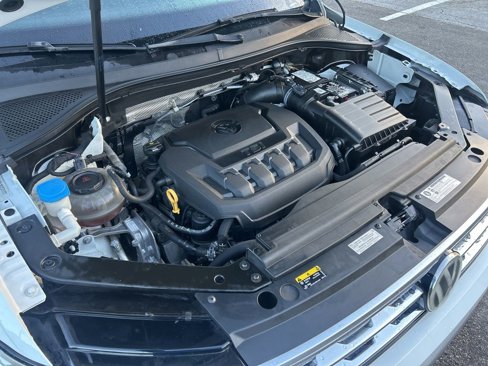 Used 2018 Volkswagen Tiguan SEL image 16