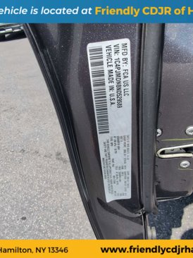 Used 2022 Jeep Cherokee Limited image 16