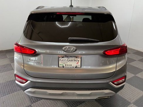 Used 2019 Hyundai Santa Fe SE image 8