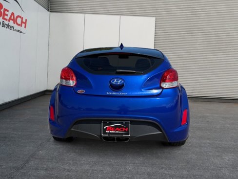 Used 2012 Hyundai Veloster image 14
