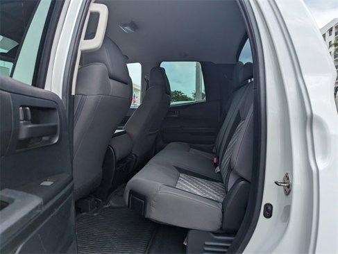 Used 2018 Toyota Tundra SR image 7