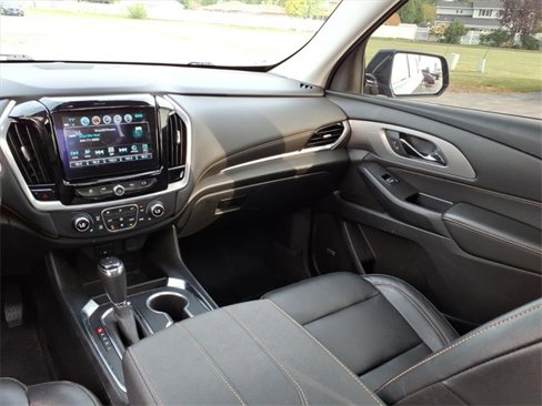 Used 2019 Chevrolet Traverse LT w/ LT Premium Package image 19