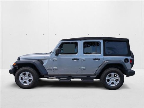 Used 2018 Jeep Wrangler Unlimited Sport S image 9
