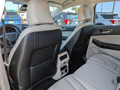 Used 2022 Ford Edge Titanium w/ Equipment Group 301A image 25