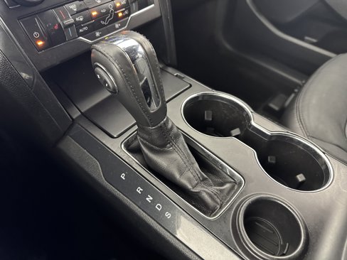 Used 2018 Ford Explorer XLT w/ Equipment Group 202A image 33