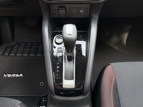 New 2025 Nissan Versa SR w/ Trunk Package image 35