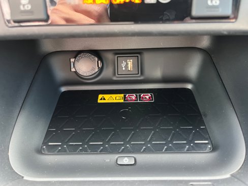 Used 2024 Toyota RAV4 XLE Premium image 18