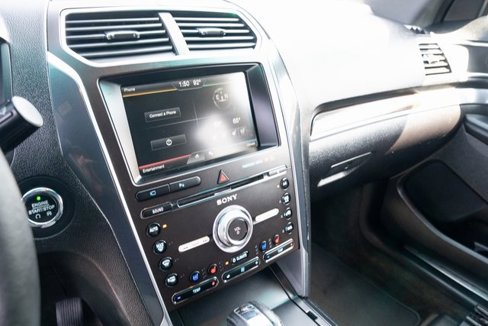 Used 2016 Ford Explorer Limited image 19
