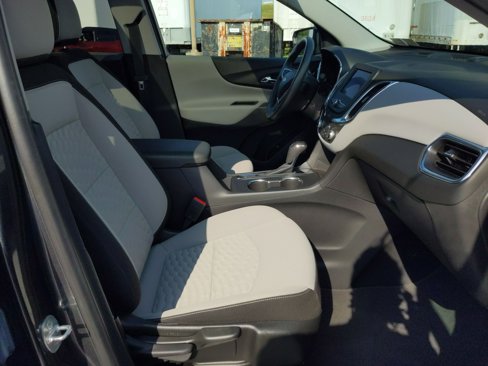 Used 2021 Chevrolet Equinox LT image 28