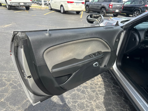 Used 2015 Dodge Challenger SXT w/ Super Sport Group (SS/T) image 26