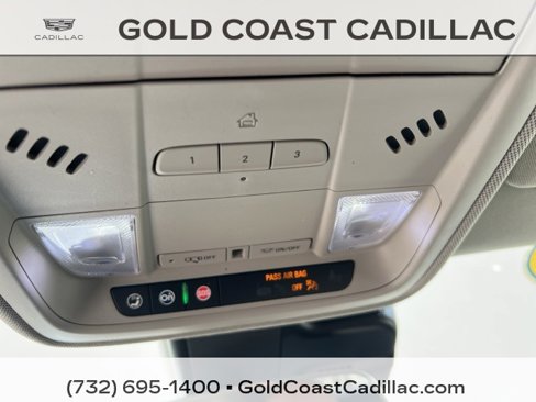 Used 2020 Cadillac XT4 Luxury w/ Cold Weather Package image 24