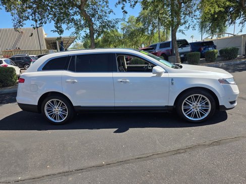 Used 2018 Lincoln MKT AWD w/ Technology Package image 4