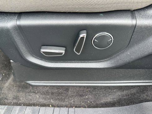 Used 2018 Ford F150 XLT w/ Equipment Group 302A Luxury image 26