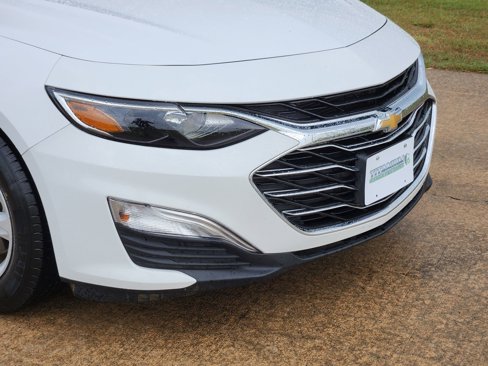 Used 2020 Chevrolet Malibu LS image 13