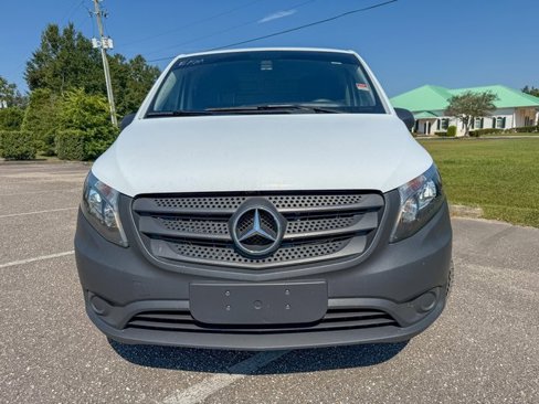 Used 2022 Mercedes-Benz Metris image 7