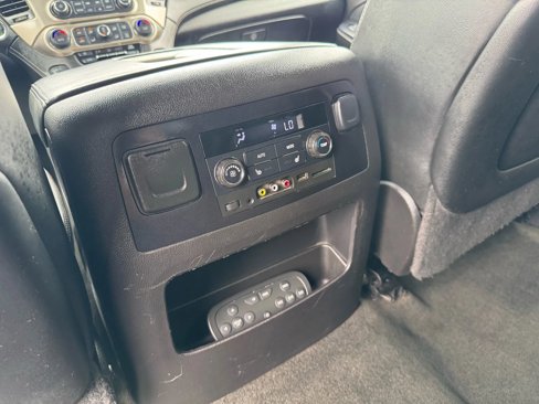 Used 2016 GMC Yukon XL Denali w/ Open Road Package image 17