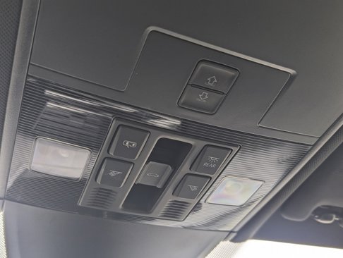 Used 2022 Volkswagen Tiguan SEL R-Line image 46