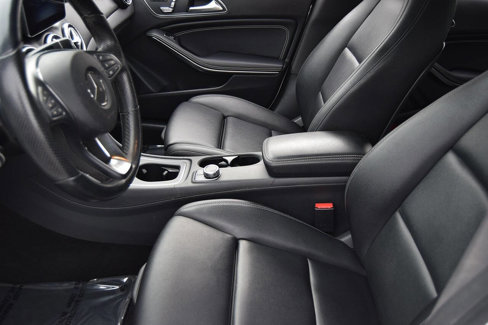Used 2019 Mercedes-Benz CLA 250 image 37