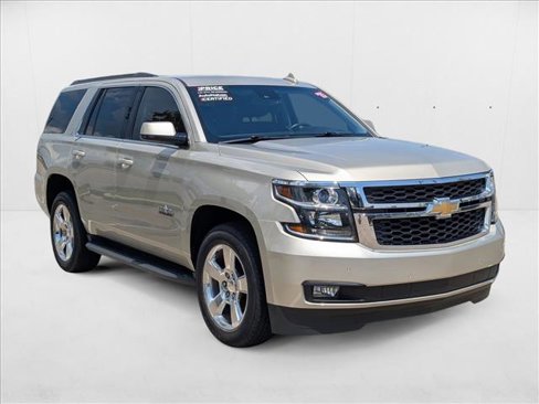 Used 2015 Chevrolet Tahoe LT w/ Luxury Package image 3