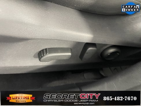 Used 2023 Subaru Outback Premium image 12