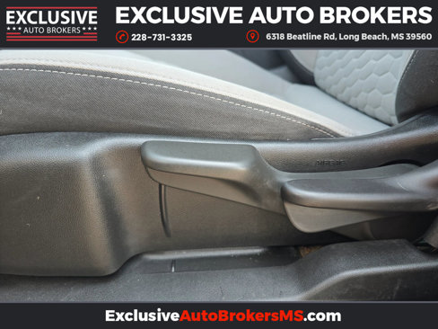Used 2018 Chevrolet Equinox LS image 29