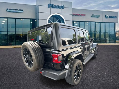 Used 2022 Jeep Wrangler Unlimited Sahara w/ Cold Weather Group image 2
