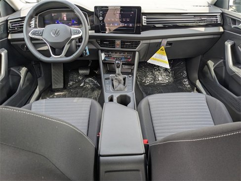 New 2025 Volkswagen Jetta S image 18