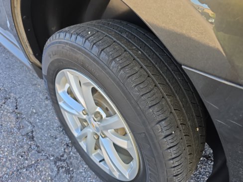 Used 2017 Chevrolet Equinox LS image 32
