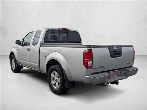 Used 2012 Nissan Frontier SV w/ SV Premium Utility Pkg image 7