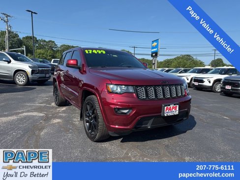Used 2017 Jeep Grand Cherokee Altitude image 1