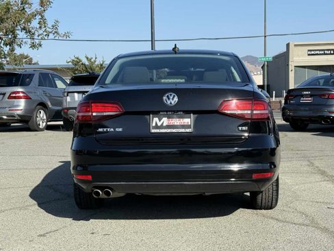 Used 2016 Volkswagen Jetta SE image 7